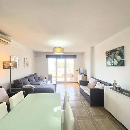 Apartment Beachfront Primera Linea 1-10 *