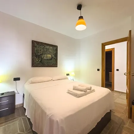 Beachfront Primera Linea 1-10 *