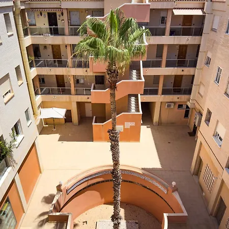 Beachfront Primera Linea 1-10 Apartment *