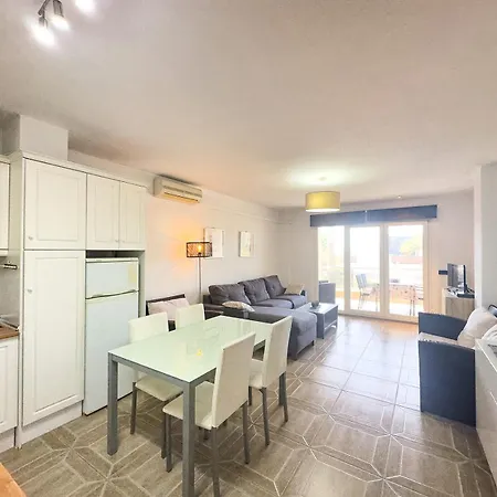 Apartment Beachfront Primera Linea 1-10 *